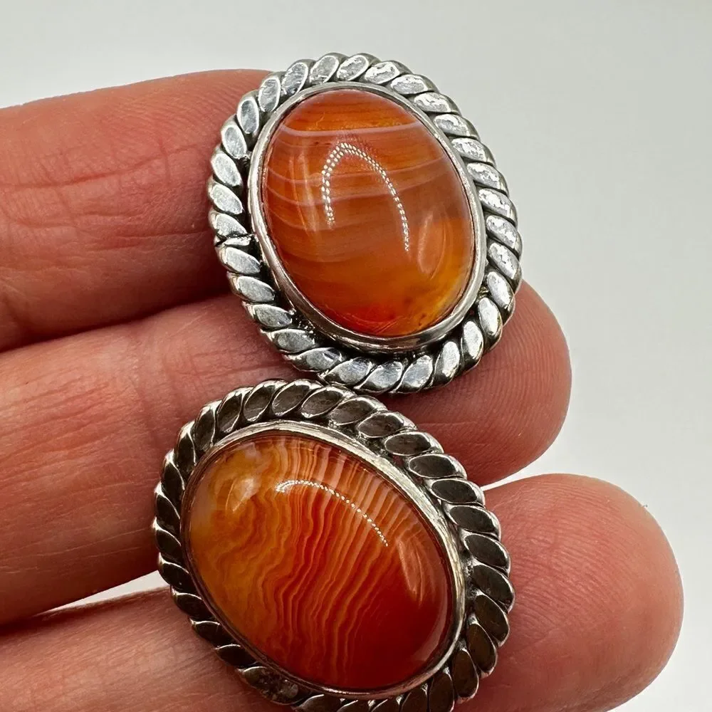 Genuine agate cuff links in solid Sterling silver, handmade in Pakistan